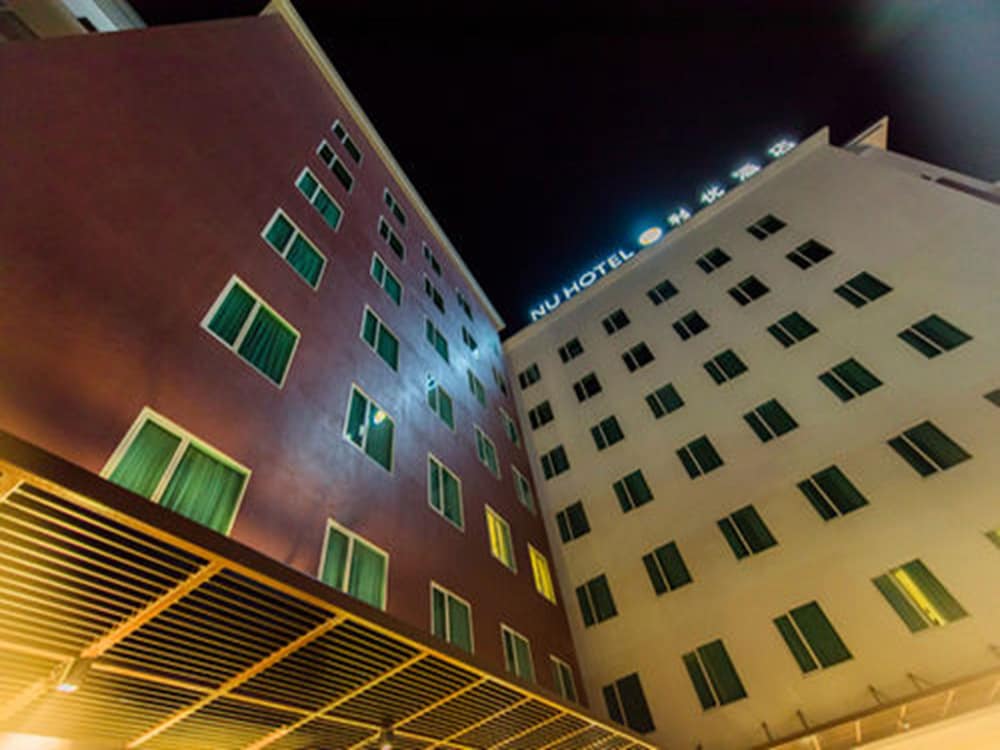 Nu Hotel - carbon neutral hotel in Bintulu