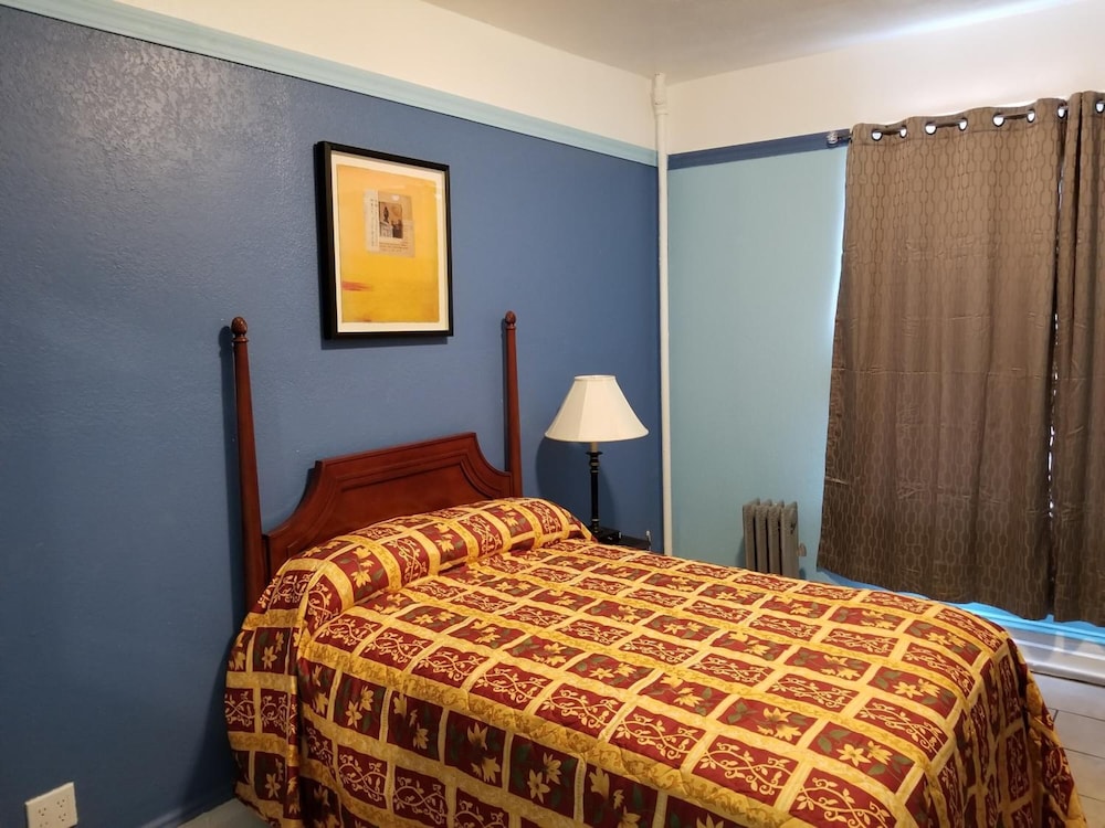 Page Hotel - photo 13