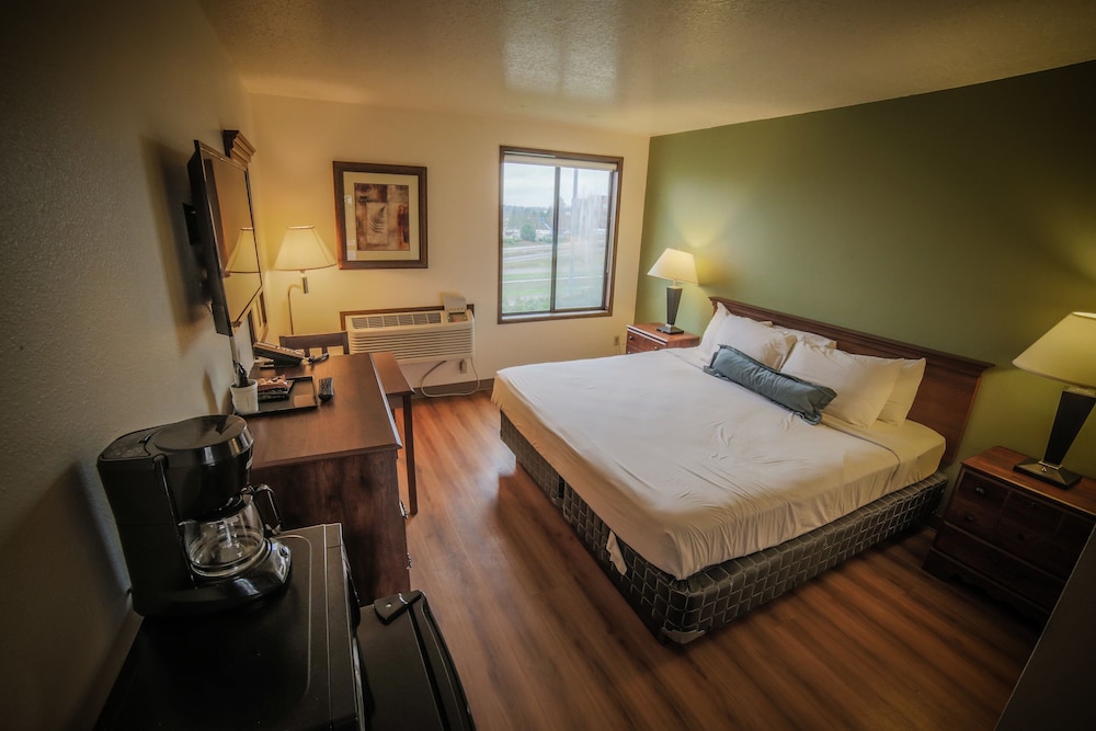 Sunnyside Inn & Suites - photo 12