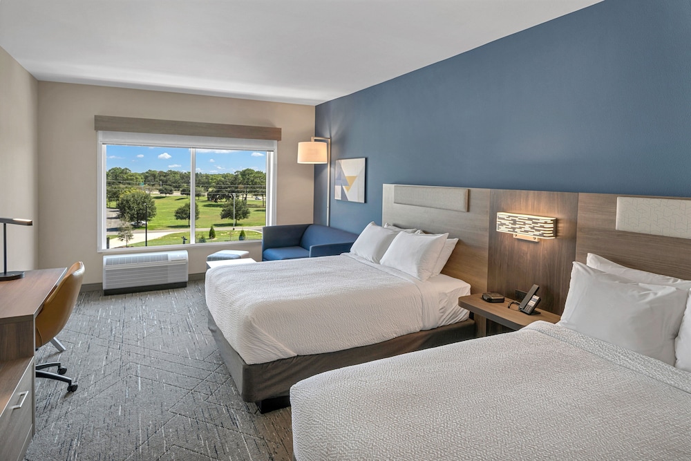 Holiday Inn Express & Suites Fort Walton Beach Eglin Area by IHG - photo 35