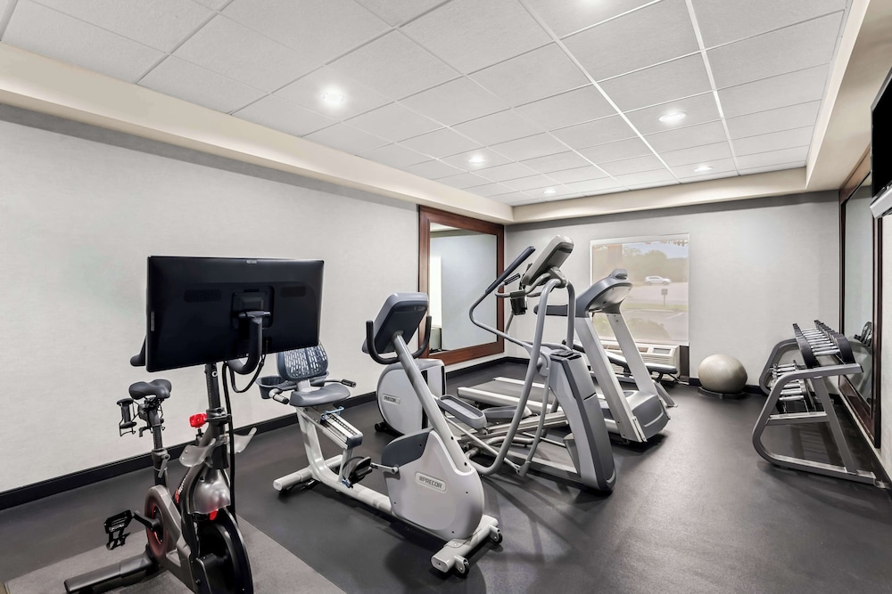 Hampton Inn Chattanooga North Ooltewah - photo 35