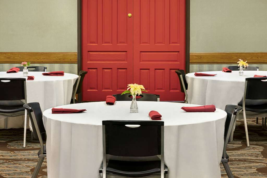 Days Inn by Wyndham McComb MS - photo 38