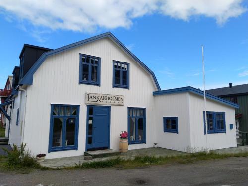 Fredheimbrygga — 4-Star Luxury Hotel in Andenes, Norway