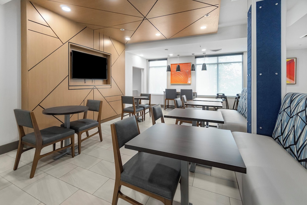 Holiday Inn Express Salt Lake City South Midvale by IHG - photo 57