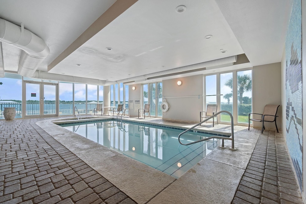 Lagoon Tower 1002 - photo 26