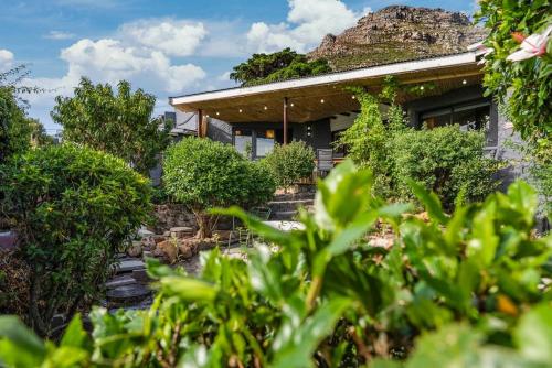 Zuri’s Cottage Houtbay