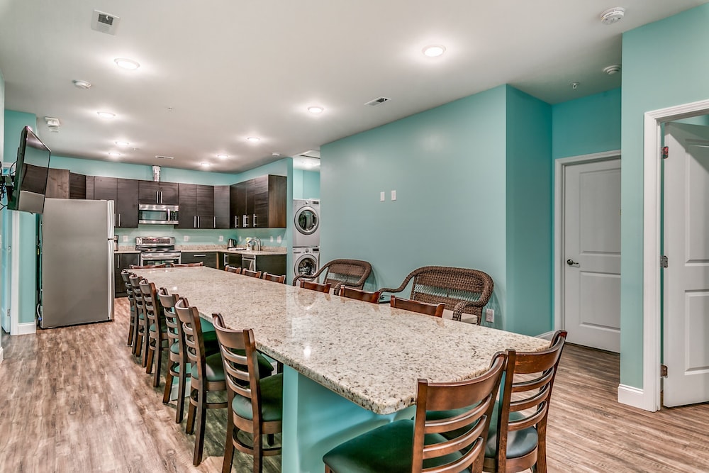 Together Resorts 9th Ave Resort Unit C — hotel in Myrtle Beach