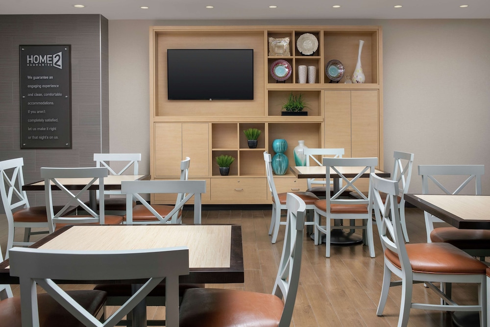 Home2 Suites by Hilton Lake City - photo 3