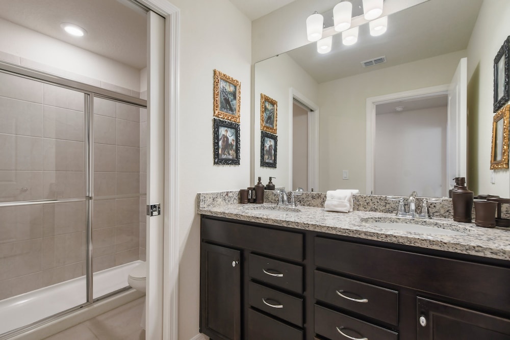Relax in Style Pool Resort Amenities Near Disney - photo 26