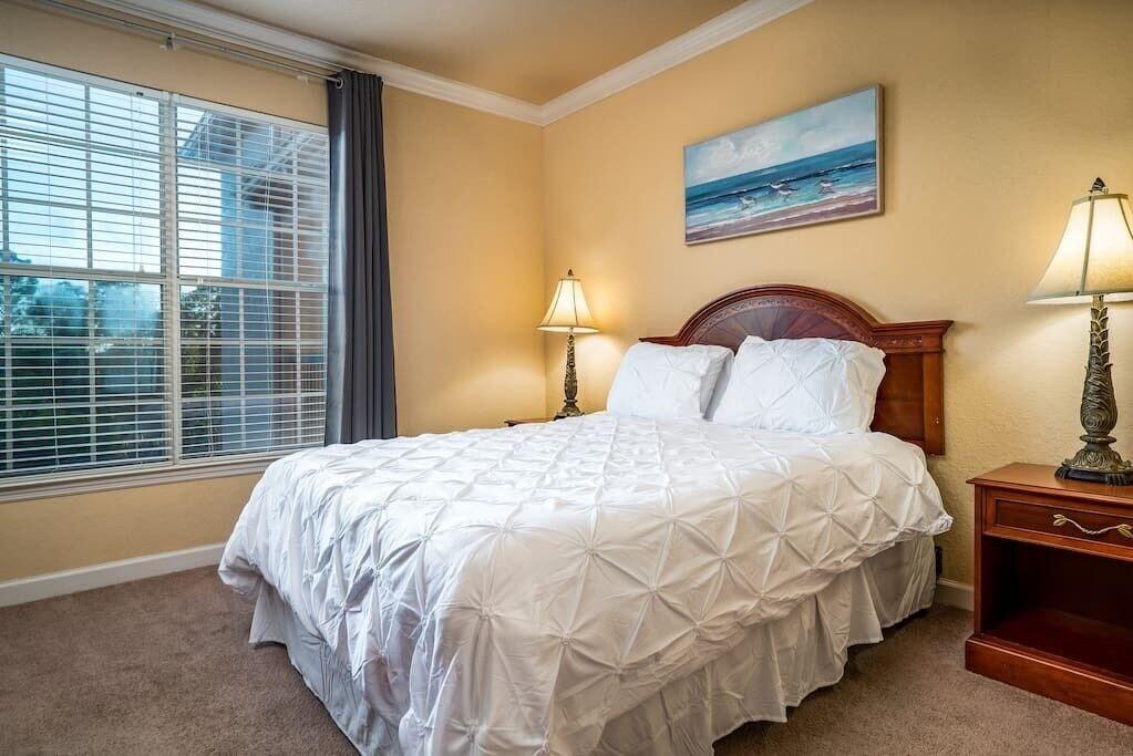 Vacation Fun Spot Top Floor Perfect for families and golfers — 4-Star Luxury Hotel in Kissimmee, United States