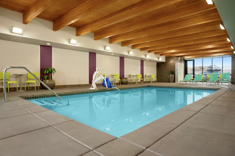 Home2 Suites by Hilton Elko - photo 21