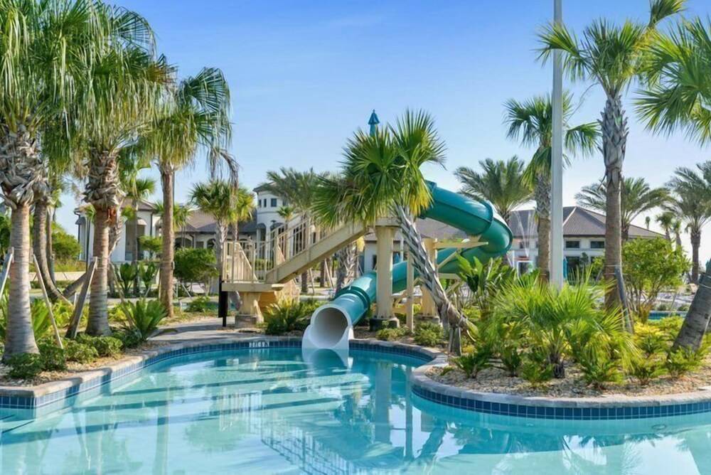 ChampionsGate 4BR Townhome Davenport - photo 24