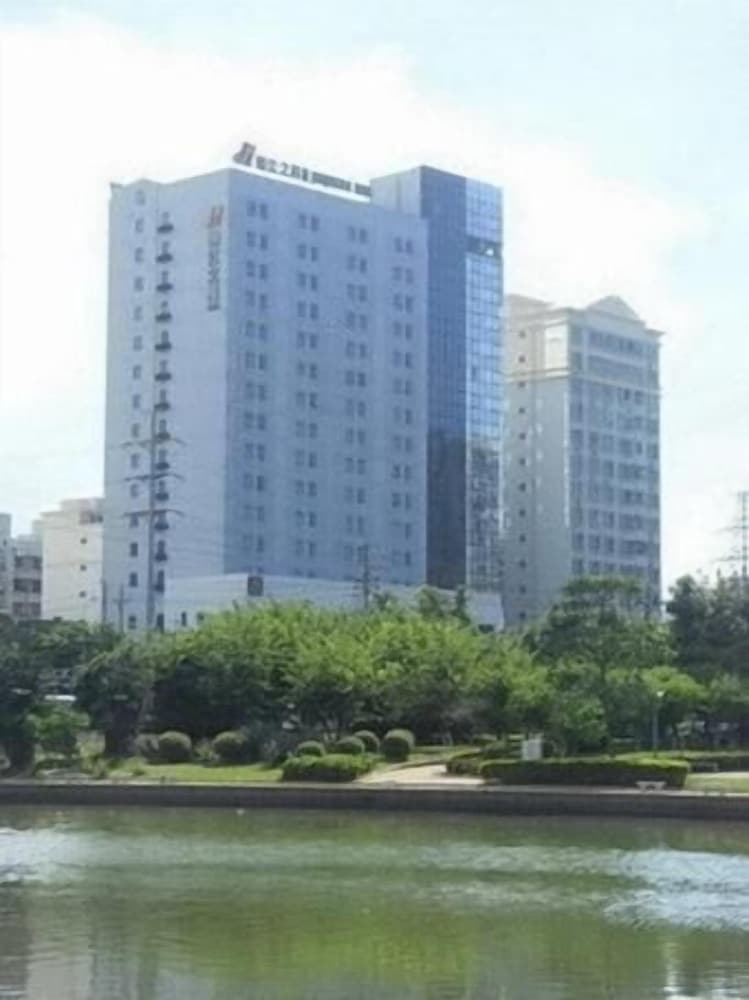 Jinjiang Inn Hainan Haikou Dongfengqiao — hotel in Haikou
