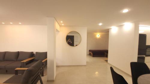 Y.L אירוח בוטיק — Unknown City — photo 5