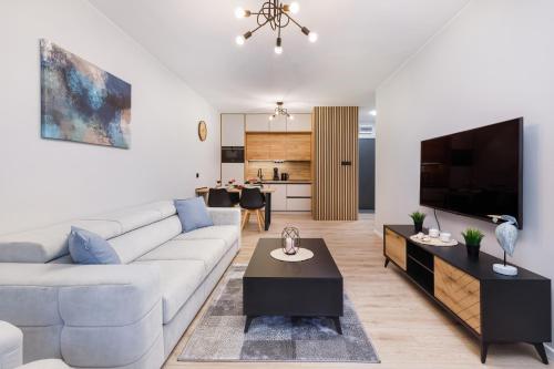 Dziwnów River Side Apartment with Balcony by Renters Prestige — 4-Star Luxury Hotel in Dziwnow, Poland