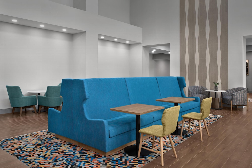 Hampton Inn & Suites Tupelo Barnes Crossing - photo 2