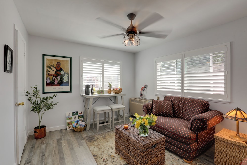 Hot Tub & Grill: Pet friendly Apt Walk to Midtown