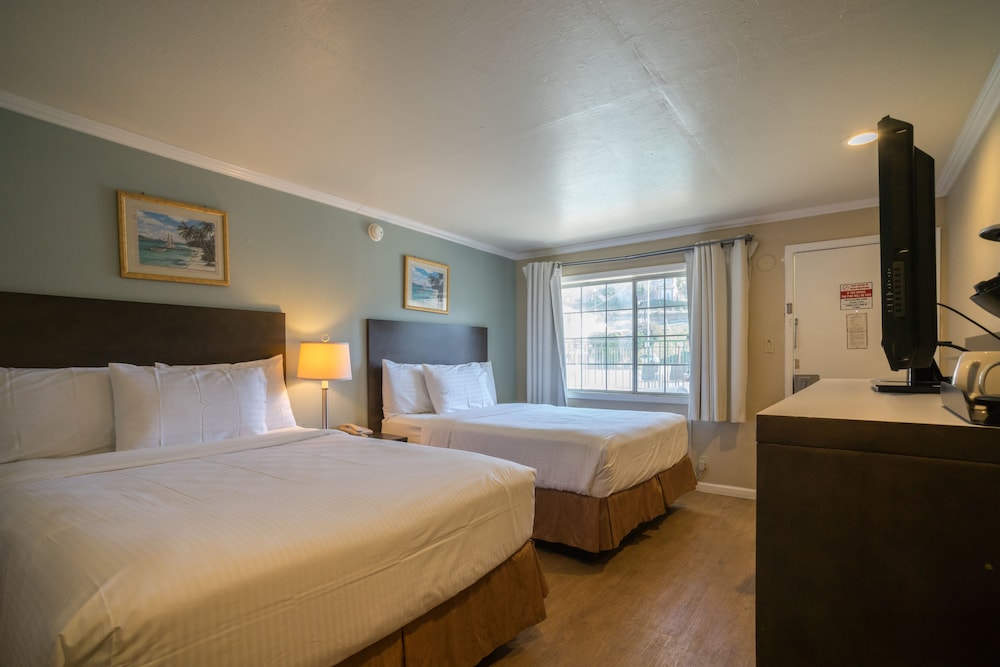 Bay Front Inn Santa Cruz - photo 7