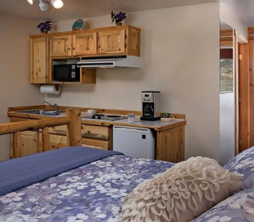 Redfish Riverside Inn - photo 11