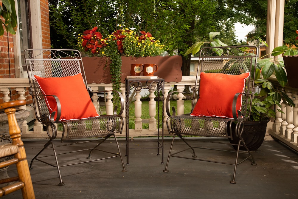 Rosemont Inn Bed & Breakfast - photo 90