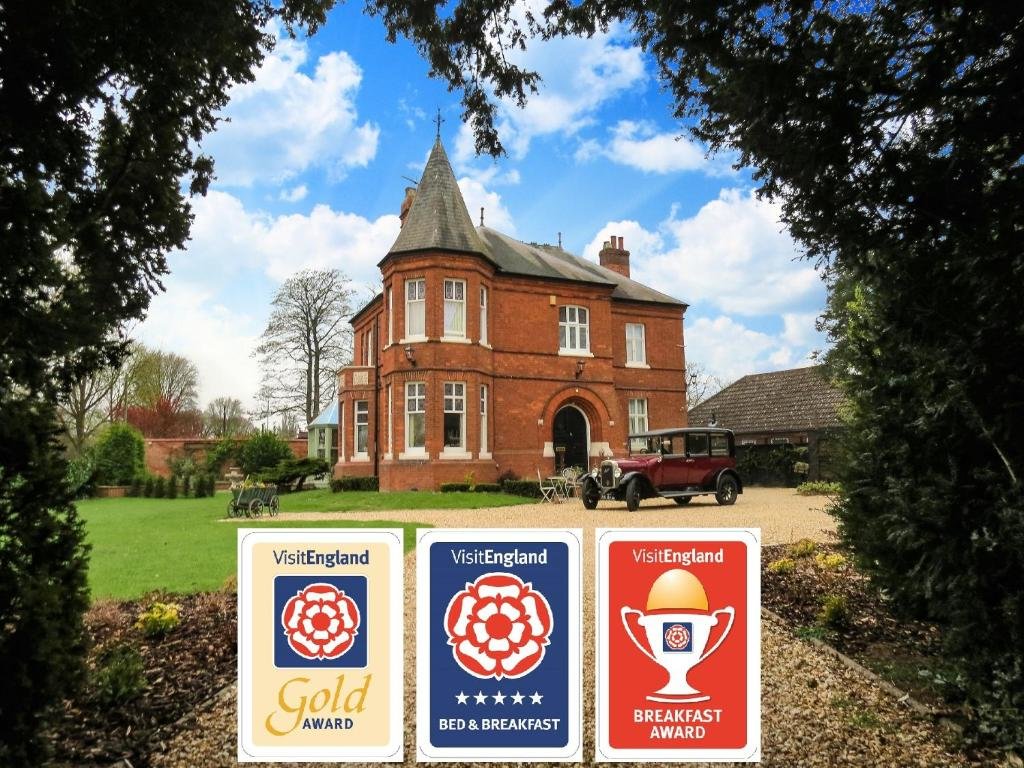 Little Redlands B&B — 5-Star Luxury Hotel in Lincoln, United Kingdom