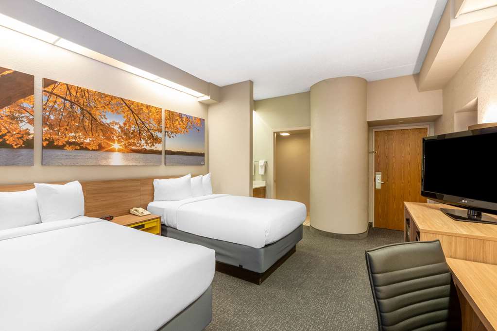 Days Inn by Wyndham Eagan Minnesota Near Mall of America - photo 25