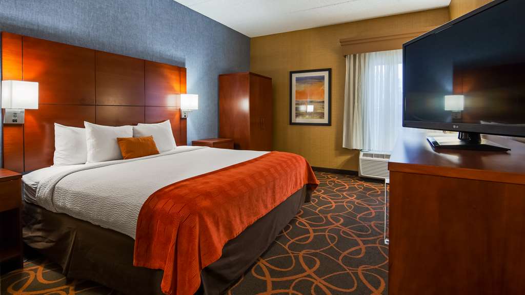Best Western Plus Fresno Airport Hotel - photo 12