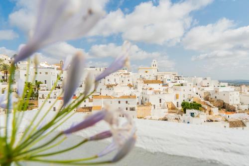 Casa La Fontana 2 — 4-Star Luxury Hotel in Vejer De La Frontera, Spain