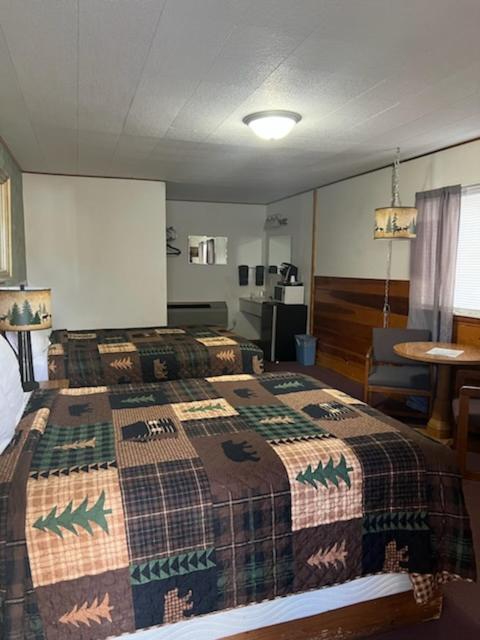 Springcreek Inn - photo 12