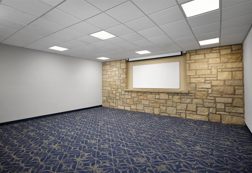 The Oread Lawrence Tapestry Collection by Hilton - photo 140