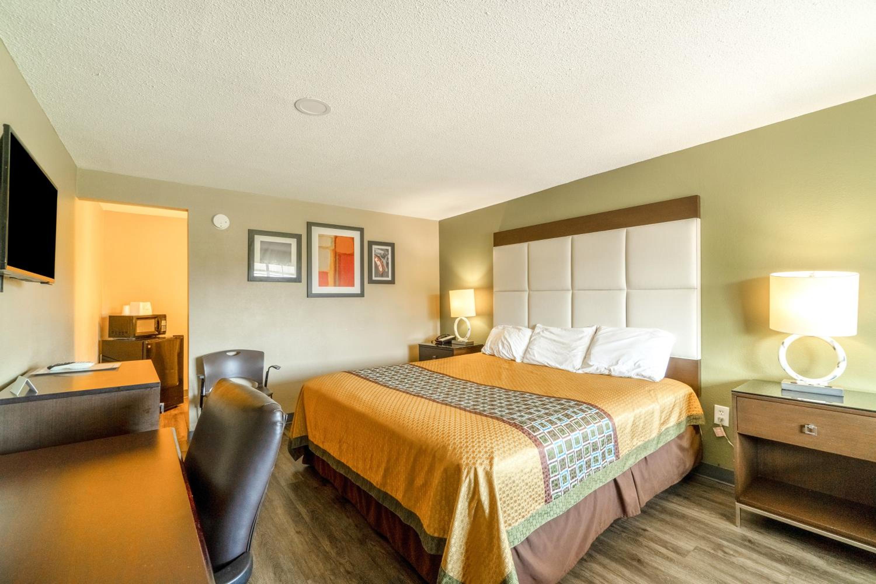 Deluxe Inn Miami OK - photo 11