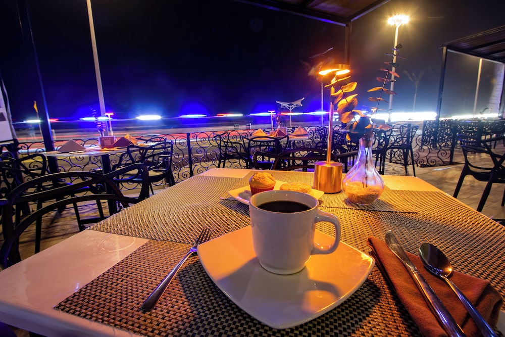 Coral Island Beach View Hotel