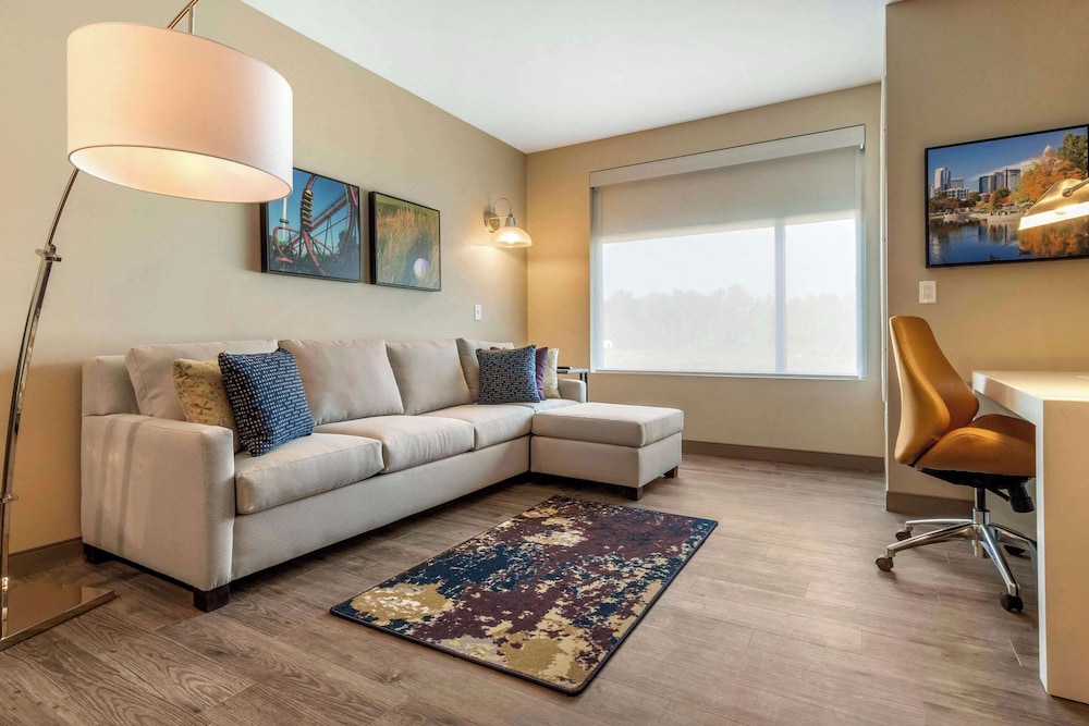 Cambria Hotel Fort Mill - photo 23