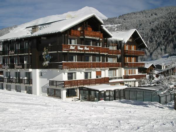 Hôtel Champs Fleuris Morzine in Morzine, France