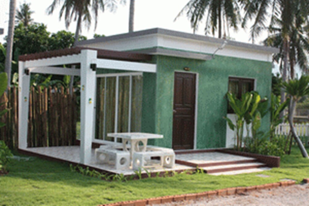 Moddang Resort in Sam Roi Yot, Thailand