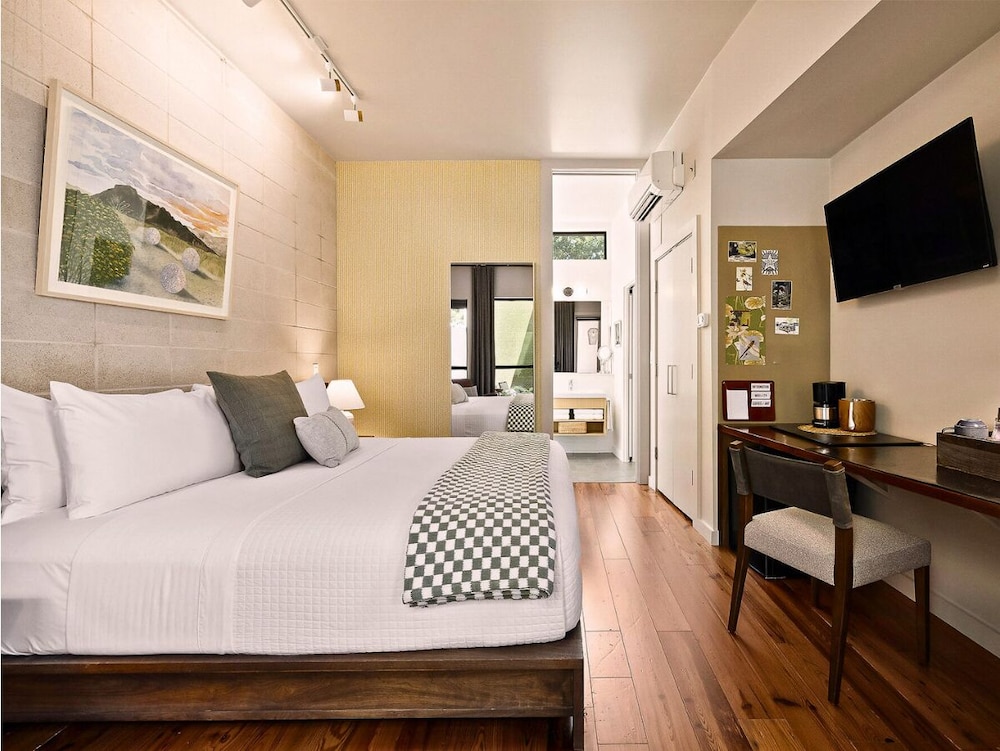 Heywood Hotel - photo 32