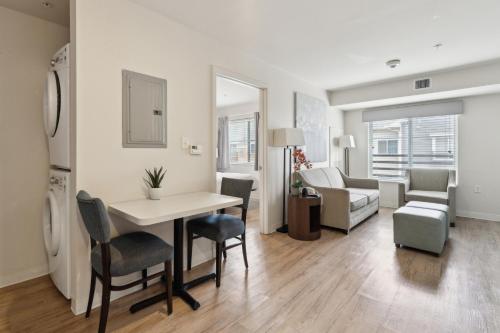 Simplicity At the Rim 1415 I Spacious 1 Bed 1 Bth — 4-Star Luxury Hotel in San Antonio, United States