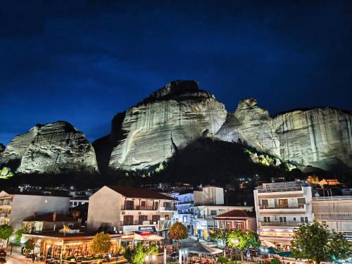 Meteora Scenic Loft — 4-Star Luxury Hotel in Kalampaka, Greece