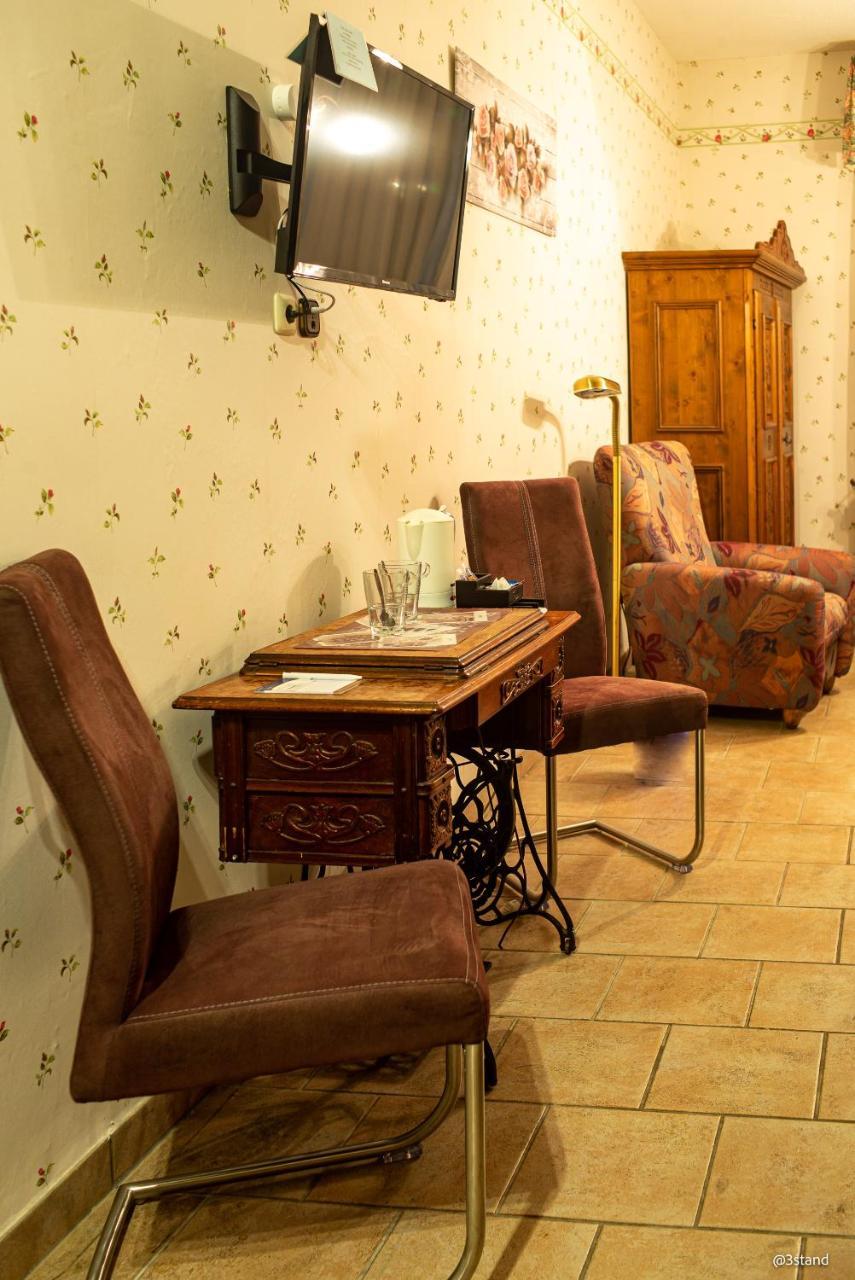 Hotel Restaurant Wolfsschlucht Gmbh — Bad Muenstereifel