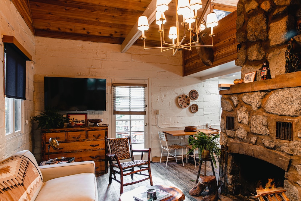 The Fireside Inn - photo 24