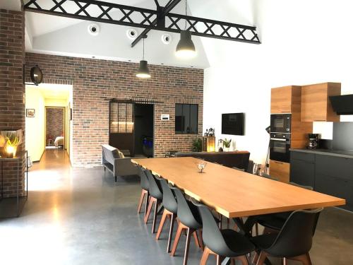 l'atelier Charnay — hotel in Charlieu