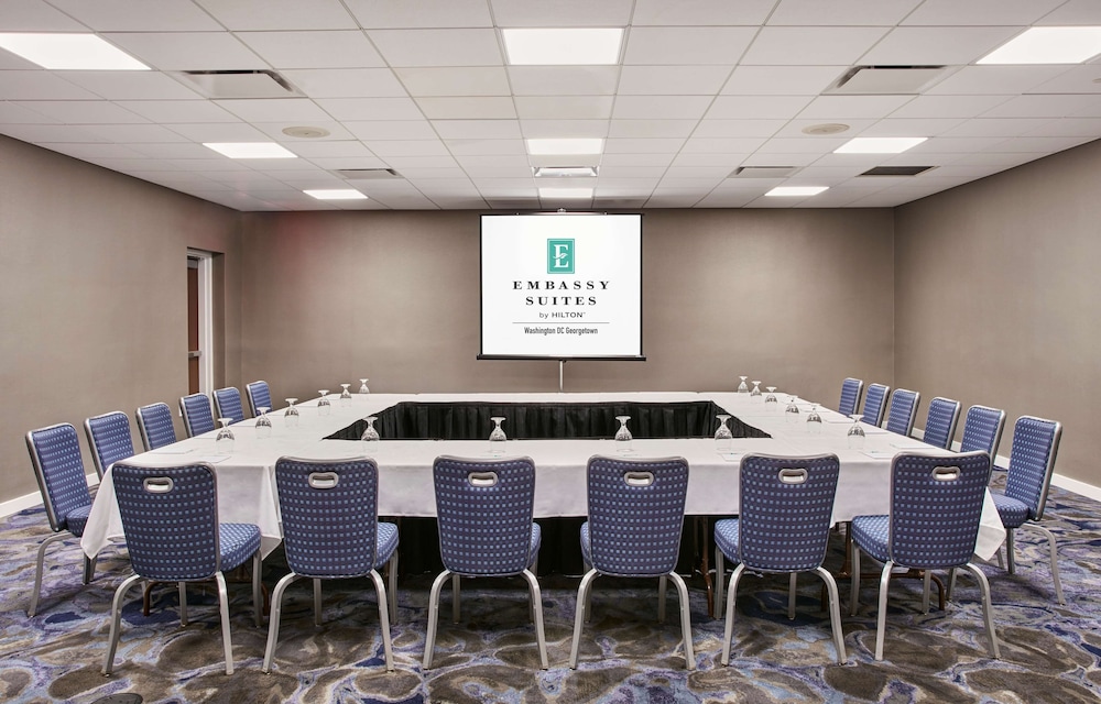 Embassy Suites by Hilton Washington D.C. Georgetown - photo 31