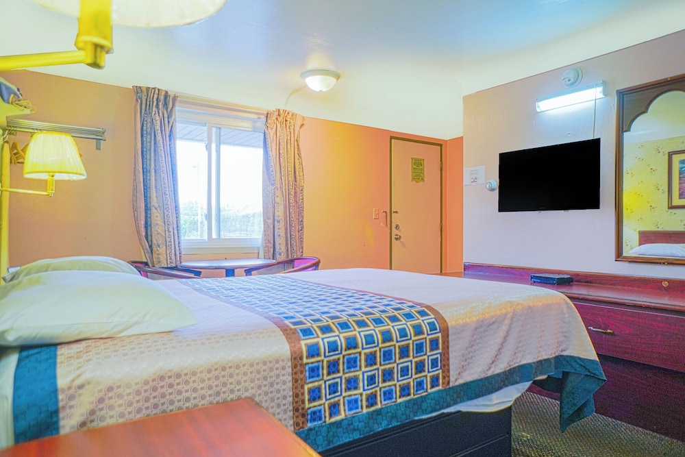 Bay Motel By Oyo Bay City - photo 16