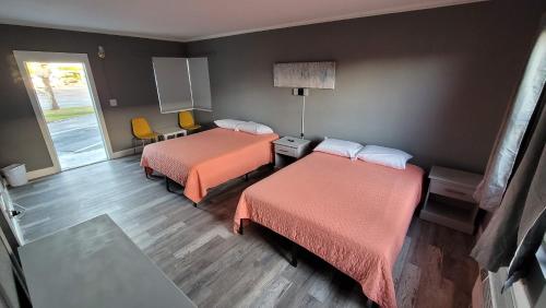 Travel Inn Fort Pierce - photo 43