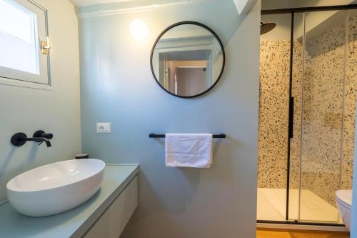 Titta's Dream by BuddyRent — 4-Star Luxury Hotel in Rome, Italy