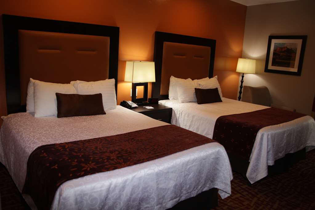 Best Western Plus Zion West Hotel - photo 19
