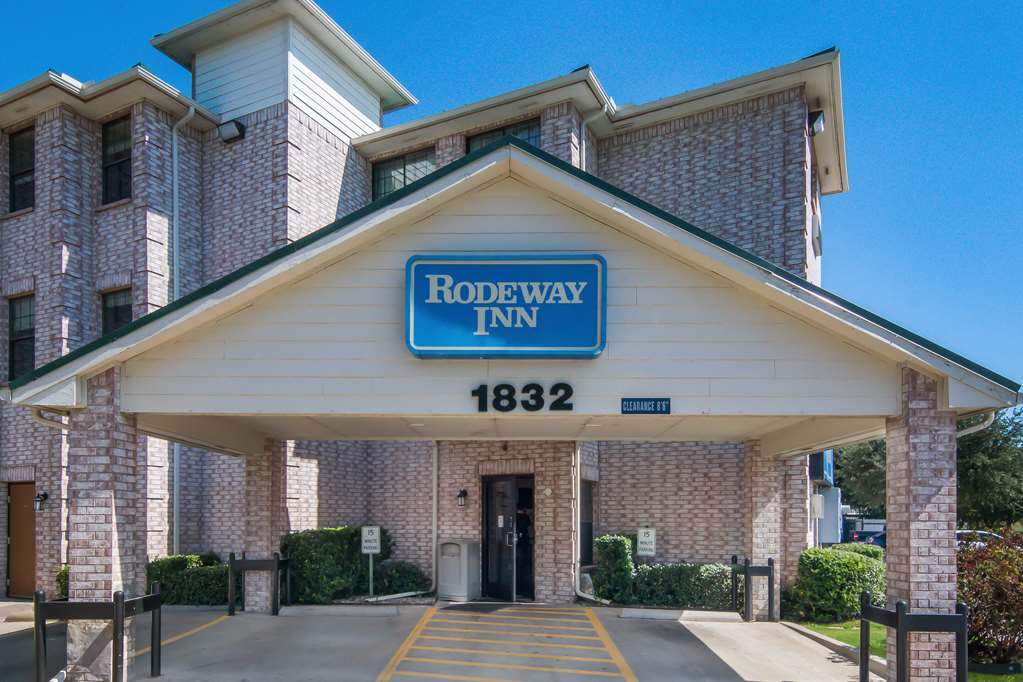 Rodeway Inn Carrollton I 35E - photo 4