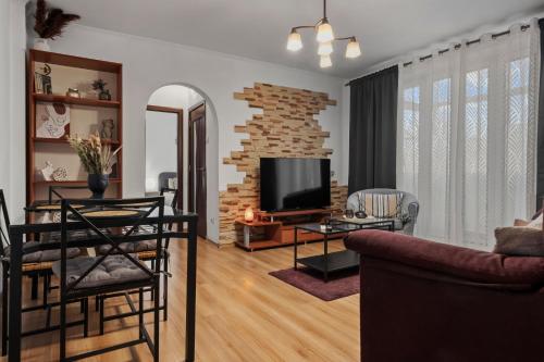 Old Town MetroDoor — 4-Star Luxury Hotel in Bucharest, Romania