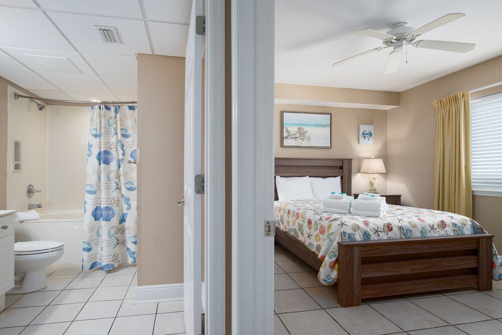 Emerald Beach Resort 1430 Two Bedroom Condo - photo 8