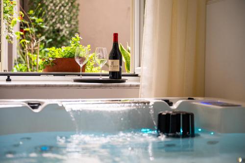 Centralhome Repubblica — 4-Star Luxury Hotel in Cagliari, Italy